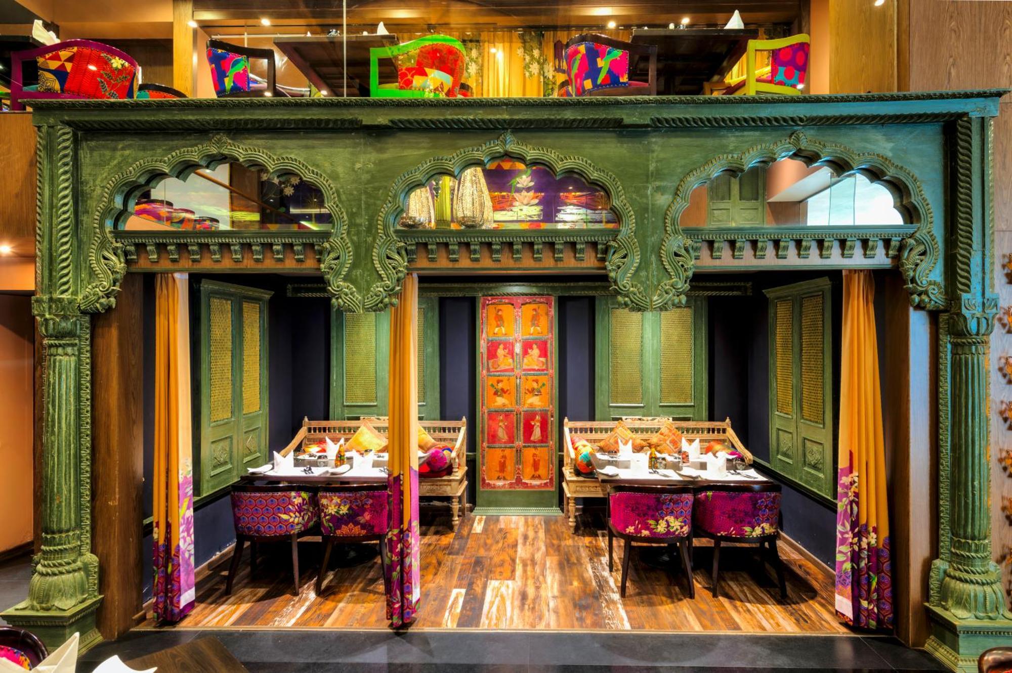 Grand Chennai By Grt Hotels Esterno foto Interior of a restaurant in Mumbai